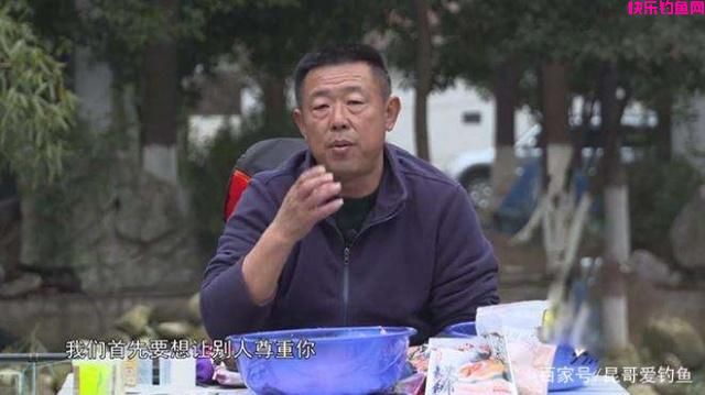 最适合钓鱼新手的三款商品饵配方，价格很便宜，到哪儿都能钓到鱼(图1)