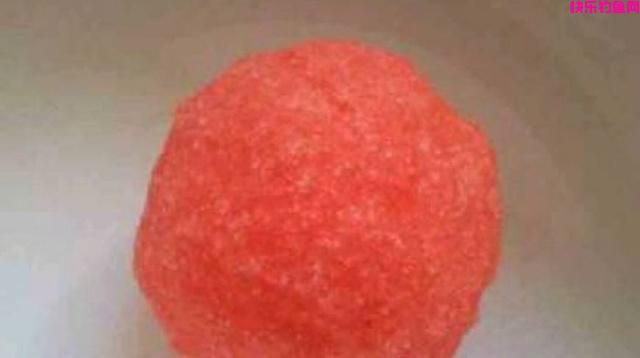 钓鱼常用的腥味饵料有哪些呢(图4)