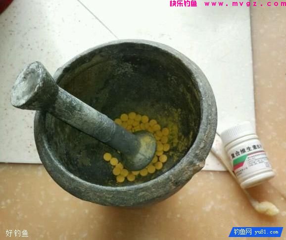 一年四季都适用的速效鲫鱼窝料配方(图2)