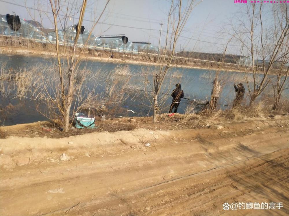 钓鲫鱼没啥难的，难点在于在各个水域各种季节都能把鲫鱼钓好！(图1)