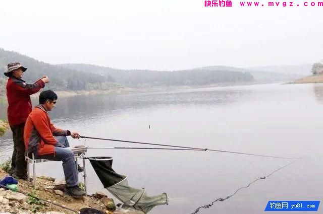 选好钓位才是王道 冬季钓鲫鱼想要好成绩(图5) 选好钓位才是王道 冬季钓鲫鱼想要好成绩(图5)
