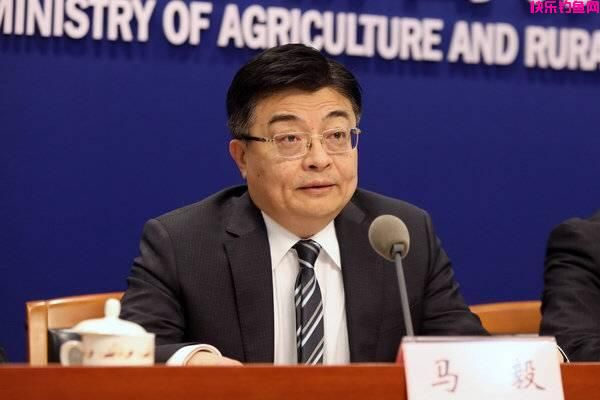 垂钓新规：3种钓法6种饵料将被永禁，可能就有你常用的(图2)