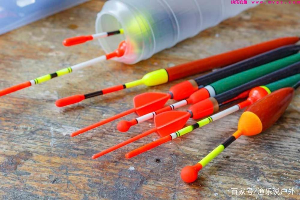 夏季钓草鱼的技巧详解钓具、钓饵、钓点、钓法(图3)