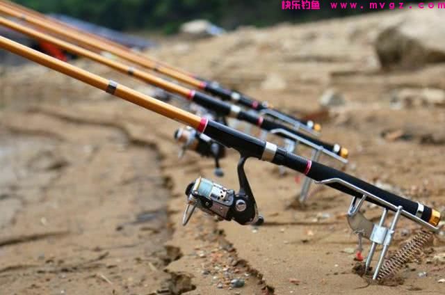 谁说大草鱼难钓？从四个方面探究，分享三种钓法(图12)