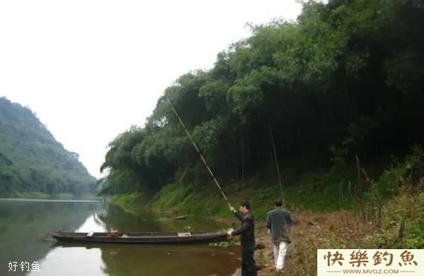 秋冬溪流枯水期钓点饵料选择技巧及注意事项(图3) 秋冬溪流枯水期钓点饵料选择技巧及注意事项(图3)