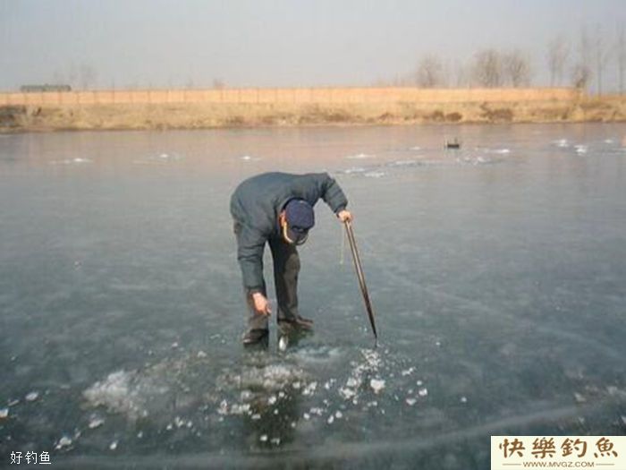 应对冬季晴天钓鱼技巧,让你渔获翻倍(图2) 应对冬季晴天钓鱼技巧,让你渔获翻倍(图2)