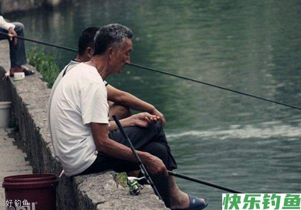 休闲野钓选择钓位的注意事项(图1) 休闲野钓选择钓位的注意事项(图1)