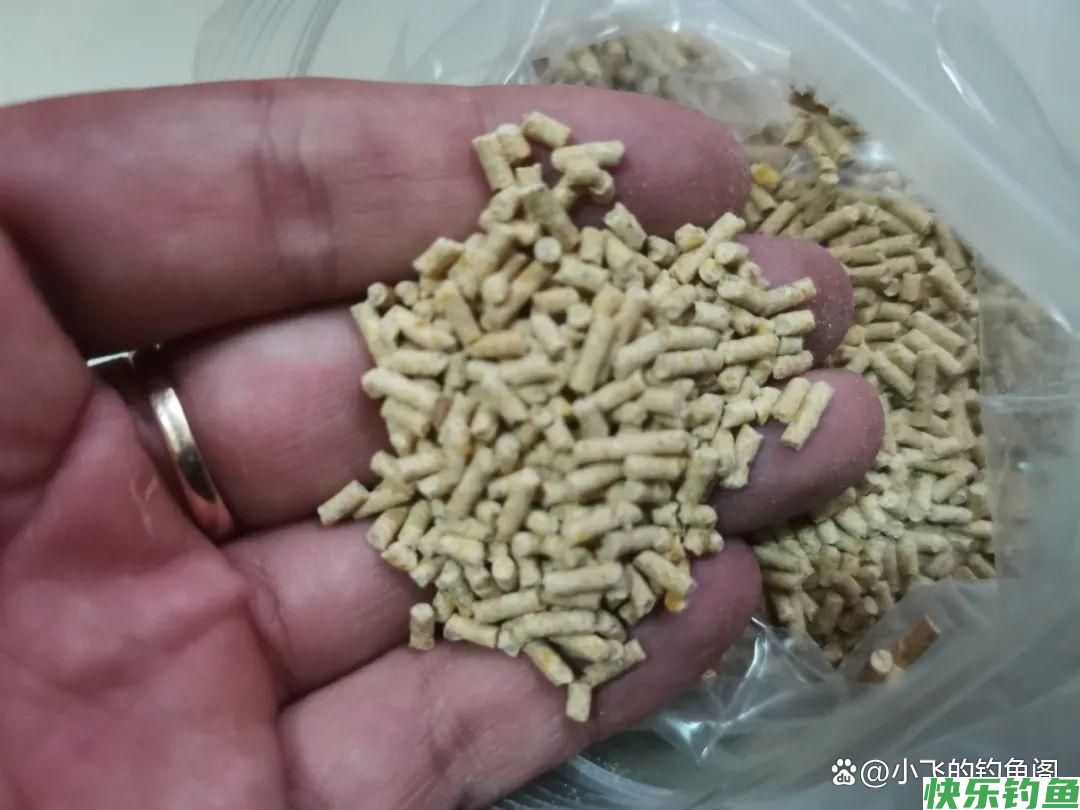 7种便宜又好用的窝料!老钓手友情推荐,野钓使用多年效果杠杠的(图6) 7种便宜又好用的窝料!老钓手友情推荐,野钓使用多年效果杠杠的(图6)