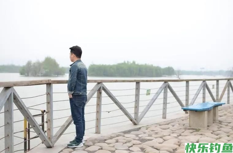 钓位找对,事半功倍,详述野钓的六大黄金钓位,新手一看便知(图1) 钓位找对,事半功倍,详述野钓的六大黄金钓位,新手一看便知(图1)