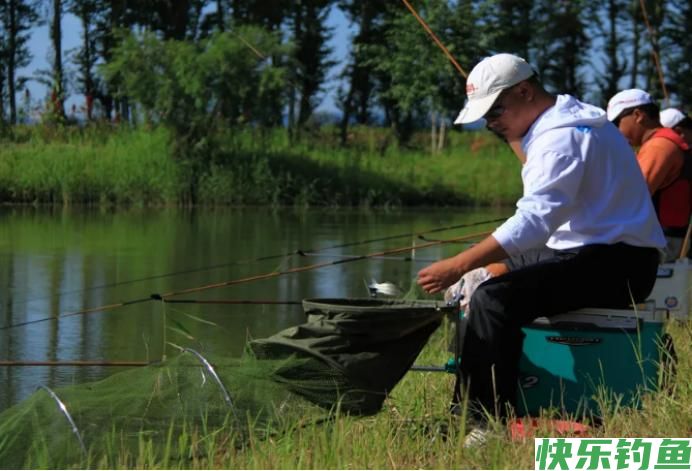 夏季野钓“细节”更重要，这几处细节没做对，有鱼你也钓不到！(图1)