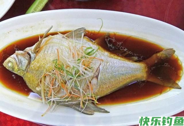 临近钓“大肚子”鳊鱼旺季，如何“爆护”？老钓友4点技巧助你(图1)