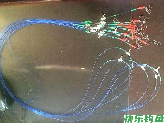 野钓鳊鱼，学会这4点“实战经验”，新手也能拉到手酸！(图2)