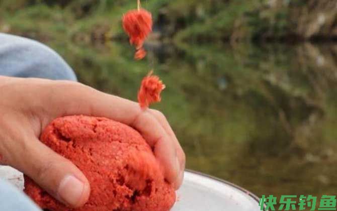 搓饵和拉饵哪个实用？(图4)