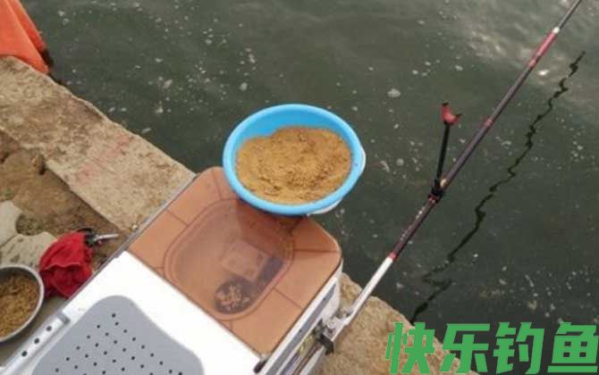 钓鱼打窝有什么技巧?(图3) 钓鱼打窝有什么技巧?(图3)