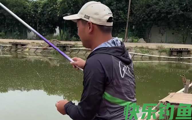 刘晓春(图1)