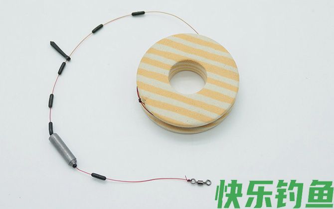 钓鲤鱼单钩好还是双钩好(图2)